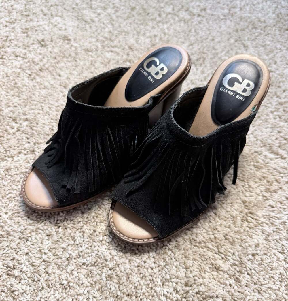 Gianni Bini Mules Size 5.5M Black Suede Fringe Peep Toe Heels